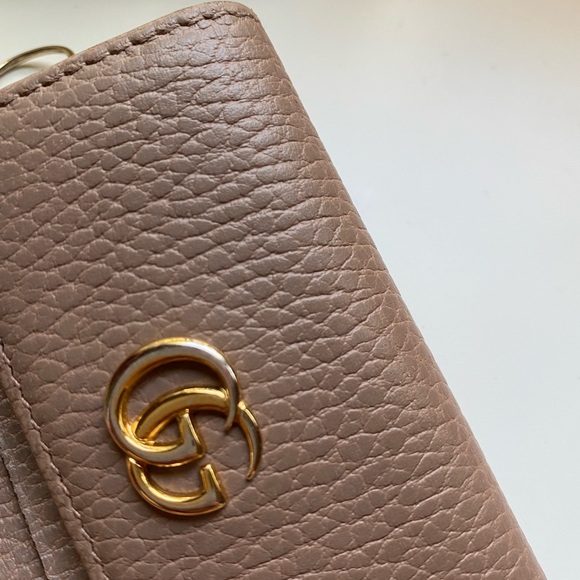 Gucci Key Holder - Picture 9 of 16